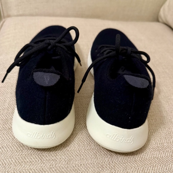 Allbirds Women's Wool Runners - Picture 3 of 4